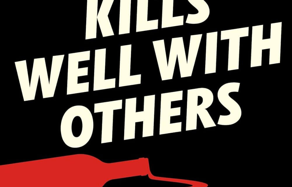 BOOK REVIEW: Kills Well with Others by Deanna Raybourn